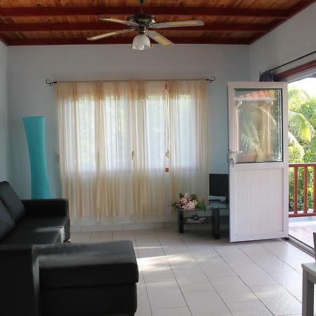 Green Blue Beach House Baie Lazare  Экстерьер фото